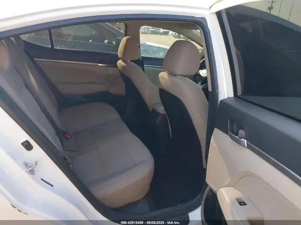 5NPD74LFXKH460499 2019 HYUNDAI ELANTRA - Image 8