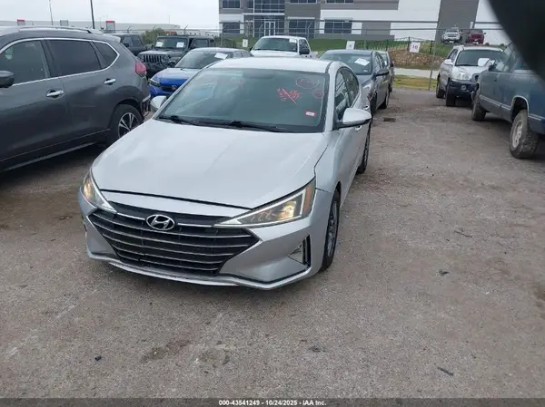 5NPD74LFXKH466691 2019 HYUNDAI ELANTRA - Image 2