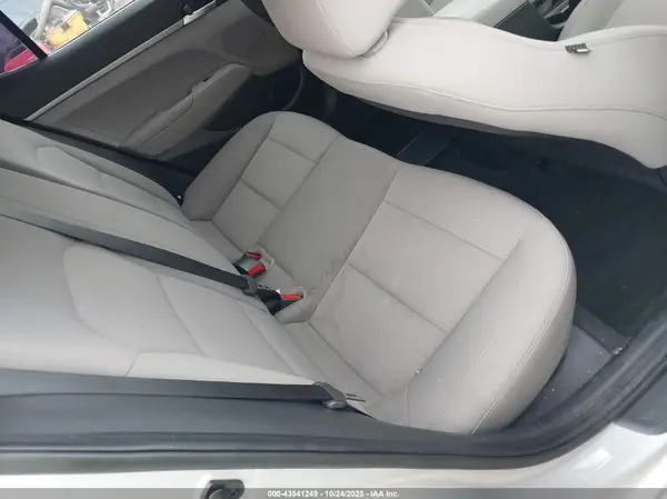 5NPD74LFXKH466691 2019 HYUNDAI ELANTRA - Image 8