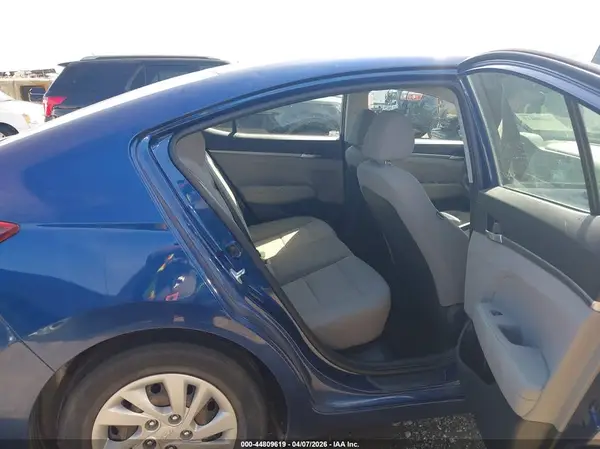 5NPD74LFXKH476895 2019 HYUNDAI ELANTRA - Image 8