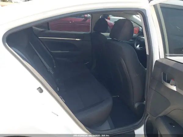 5NPD74LFXKH486116 2019 HYUNDAI ELANTRA - Image 8