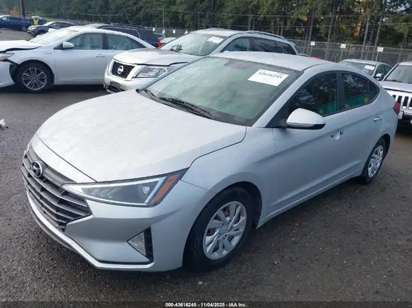 5NPD74LFXKH487394 2019 HYUNDAI ELANTRA - Image 2