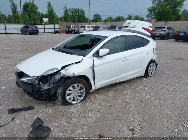 5NPD74LFXKH495690 2019 HYUNDAI ELANTRA - Image 2