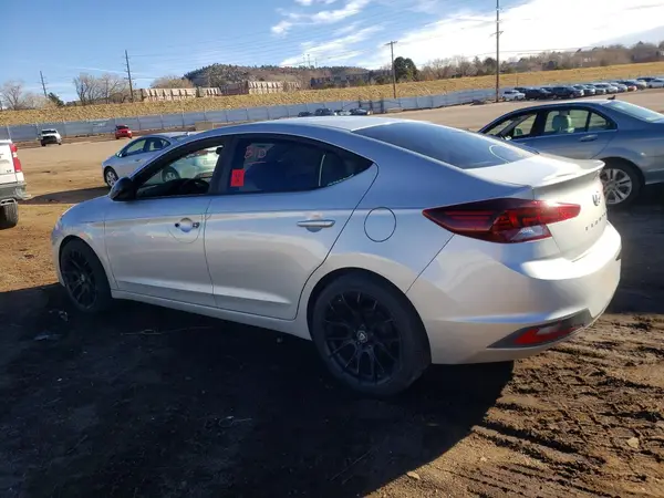 5NPD74LFXLH498249 2020 HYUNDAI ELANTRA - Image 2