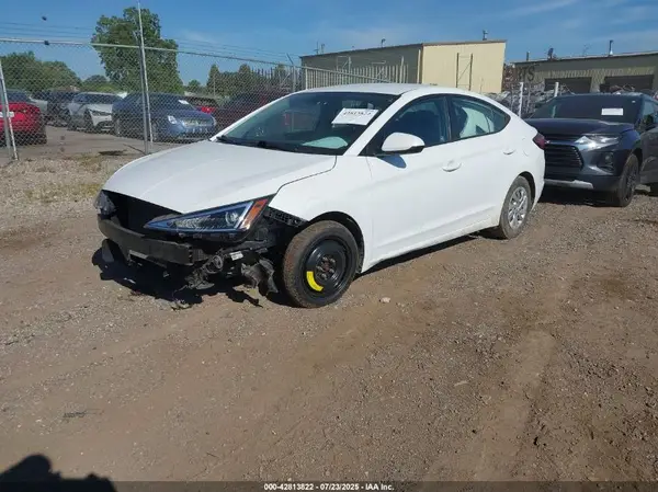 5NPD74LFXLH607860 2020 HYUNDAI ELANTRA - Image 2