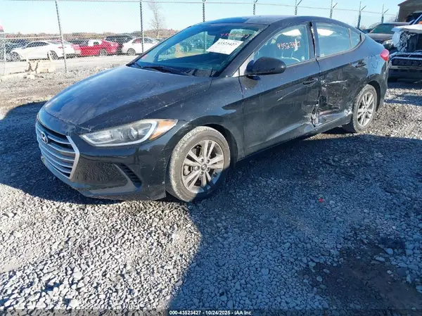 5NPD84LF0HH001956 2017 HYUNDAI ELANTRA - Image 2