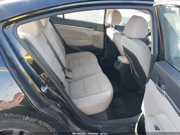 5NPD84LF0HH001956 2017 HYUNDAI ELANTRA - Image 8