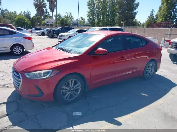 5NPD84LF0HH002475 2017 HYUNDAI ELANTRA - Image 2
