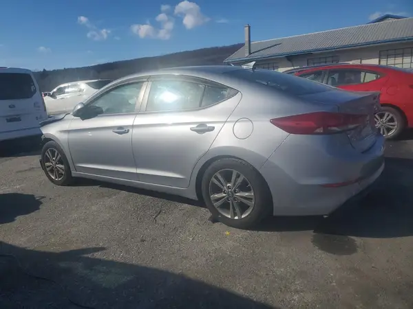5NPD84LF0HH004078 2017 HYUNDAI ELANTRA - Image 2
