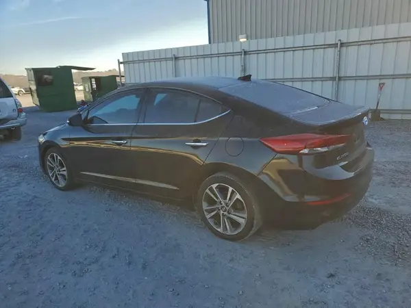 5NPD84LF0HH005800 2017 HYUNDAI ELANTRA - Image 2
