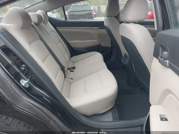 5NPD84LF0HH005814 2017 HYUNDAI ELANTRA - Image 8