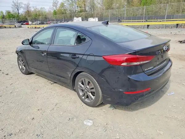5NPD84LF0HH008261 2017 HYUNDAI ELANTRA - Image 2