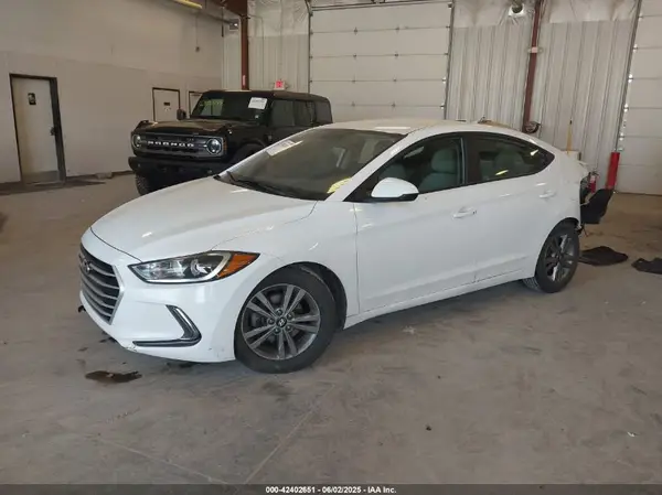 5NPD84LF0HH011161 2017 HYUNDAI ELANTRA - Image 2