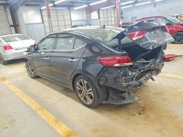 5NPD84LF0HH019499 2017 HYUNDAI ELANTRA - Image 2