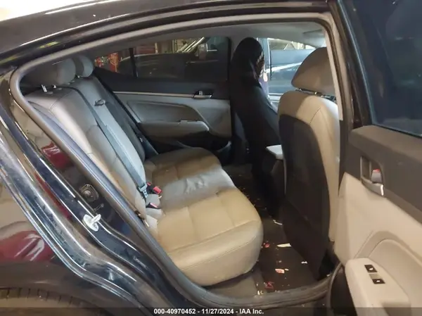 5NPD84LF0HH019910 2017 HYUNDAI ELANTRA - Image 8