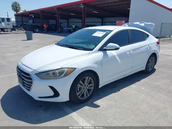 5NPD84LF0HH020829 2017 HYUNDAI ELANTRA - Image 2