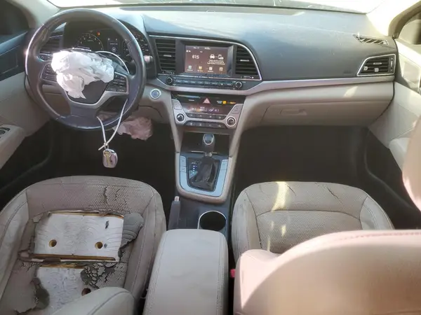 5NPD84LF0HH026596 2017 HYUNDAI ELANTRA - Image 8