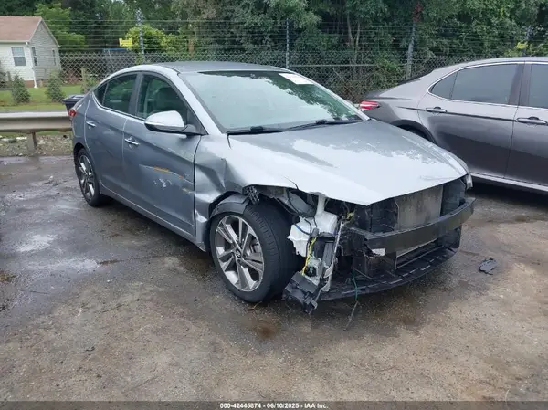 5NPD84LF0HH026887 2017 HYUNDAI ELANTRA - Image 1