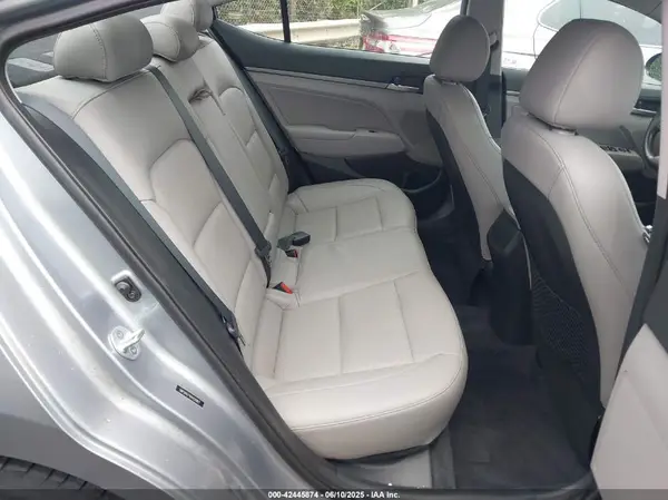 5NPD84LF0HH026887 2017 HYUNDAI ELANTRA - Image 8