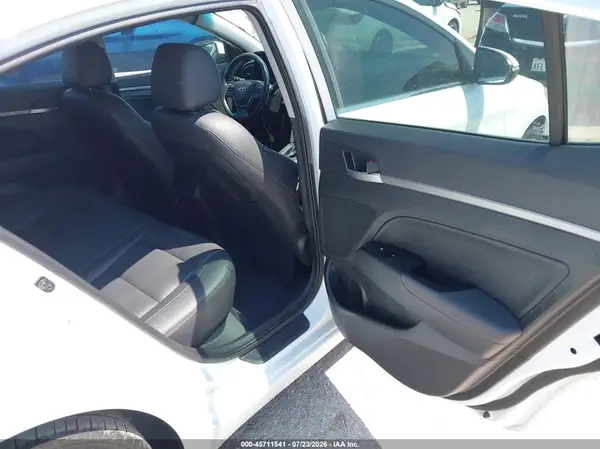 5NPD84LF0HH027540 2017 HYUNDAI ELANTRA - Image 8