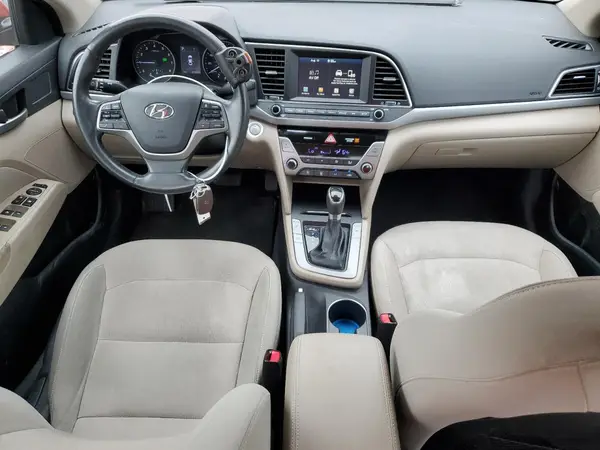 5NPD84LF0HH027683 2017 HYUNDAI ELANTRA - Image 8