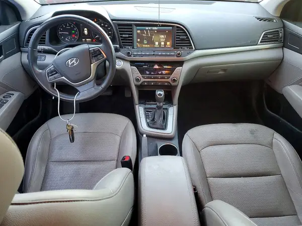 5NPD84LF0HH027814 2017 HYUNDAI ELANTRA - Image 8