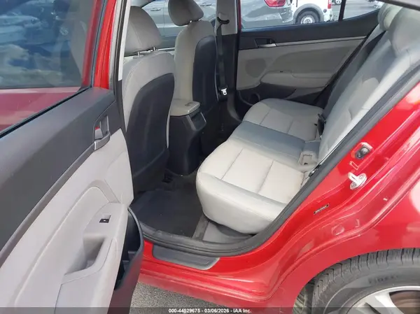 5NPD84LF0HH030129 2017 HYUNDAI ELANTRA - Image 8