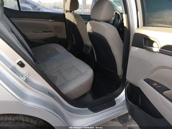 5NPD84LF0HH030275 2017 HYUNDAI ELANTRA - Image 8