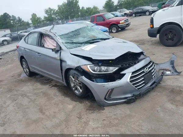 5NPD84LF0HH031202 2017 HYUNDAI ELANTRA - Image 1