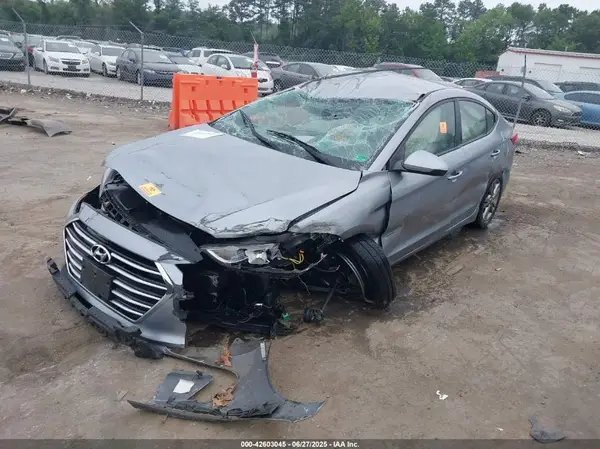 5NPD84LF0HH031202 2017 HYUNDAI ELANTRA - Image 2