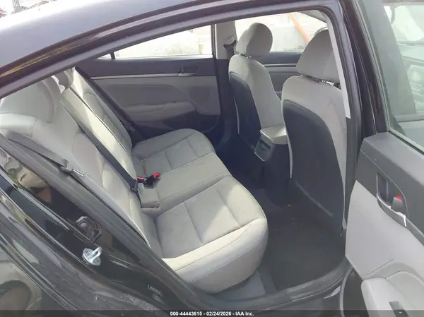 5NPD84LF0HH032236 2017 HYUNDAI ELANTRA - Image 8
