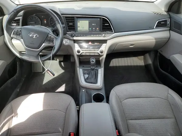 5NPD84LF0HH034052 2017 HYUNDAI ELANTRA - Image 8