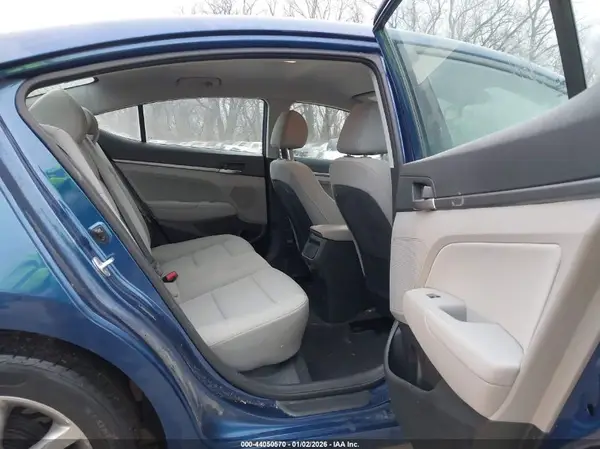 5NPD84LF0HH034438 2017 HYUNDAI ELANTRA - Image 8