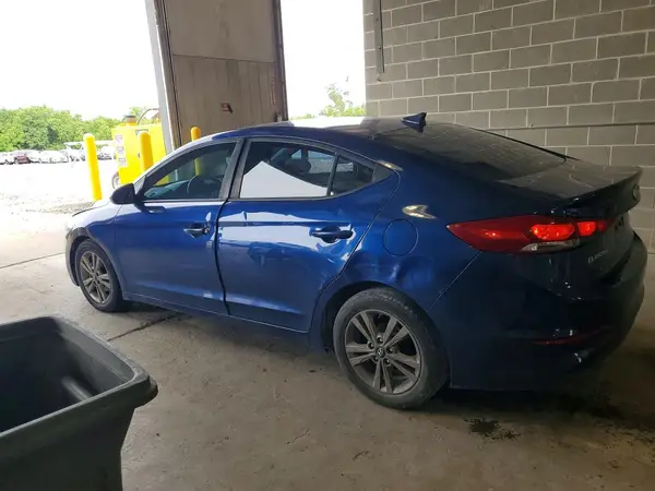 5NPD84LF0HH037484 2017 HYUNDAI ELANTRA - Image 2