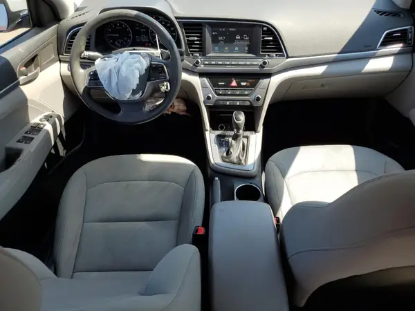 5NPD84LF0HH038330 2017 HYUNDAI ELANTRA - Image 8