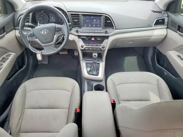 5NPD84LF0HH039641 2017 HYUNDAI ELANTRA - Image 8