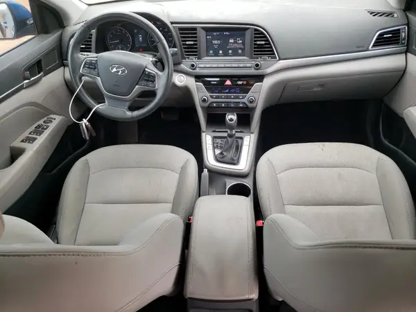 5NPD84LF0HH039817 2017 HYUNDAI ELANTRA - Image 8