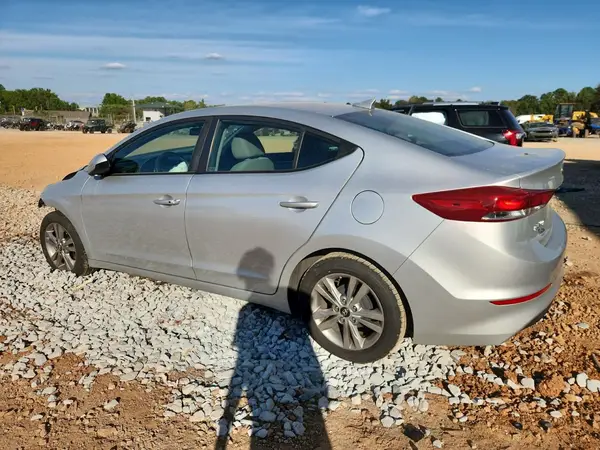 5NPD84LF0HH041650 2017 HYUNDAI ELANTRA - Image 2