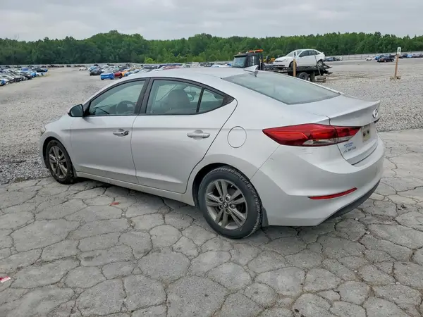 5NPD84LF0HH045262 2017 HYUNDAI ELANTRA - Image 2