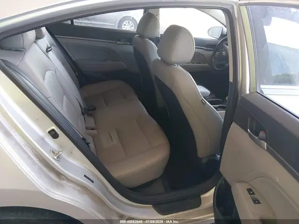 5NPD84LF0HH047481 2017 HYUNDAI ELANTRA - Image 8