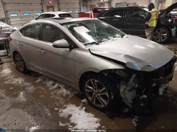 5NPD84LF0HH047979 2017 HYUNDAI ELANTRA - Image 1