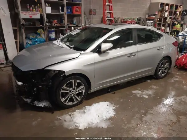 5NPD84LF0HH047979 2017 HYUNDAI ELANTRA - Image 2