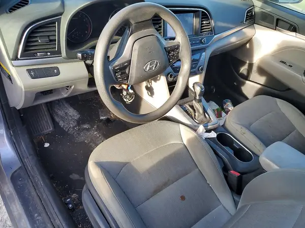 5NPD84LF0HH050817 2017 HYUNDAI ELANTRA - Image 8