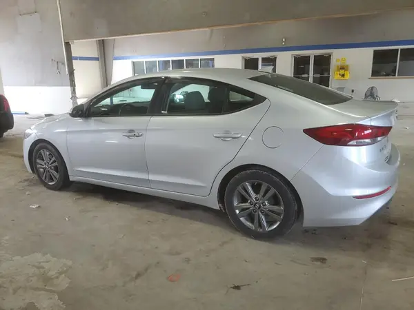 5NPD84LF0HH052647 2017 HYUNDAI ELANTRA - Image 2