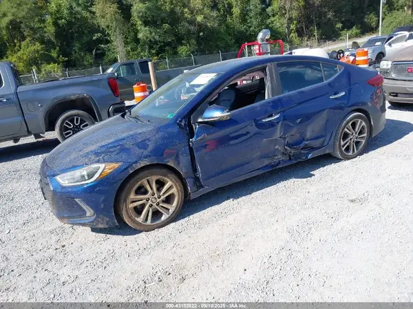 5NPD84LF0HH053037 2017 HYUNDAI ELANTRA - Image 2