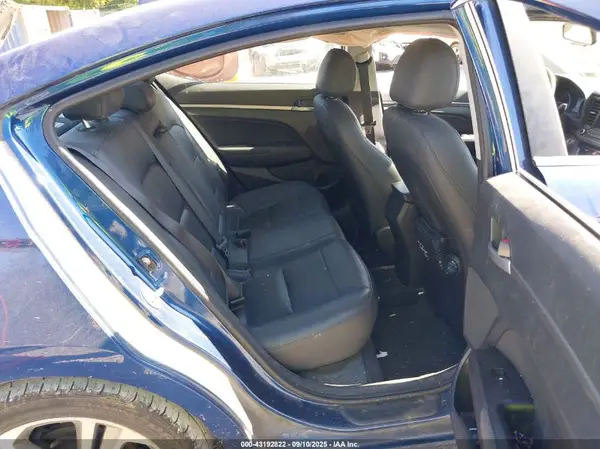 5NPD84LF0HH053037 2017 HYUNDAI ELANTRA - Image 8