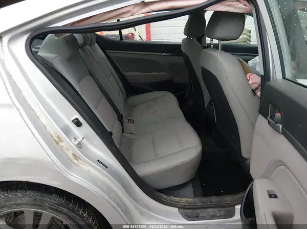 5NPD84LF0HH054737 2017 HYUNDAI ELANTRA - Image 8