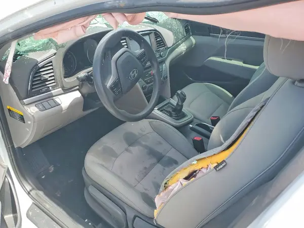 5NPD84LF0HH055810 2017 HYUNDAI ELANTRA - Image 8