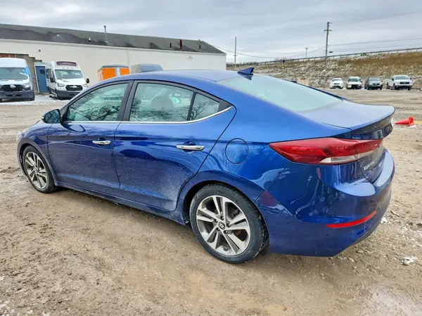 5NPD84LF0HH057301 2017 HYUNDAI ELANTRA - Image 2