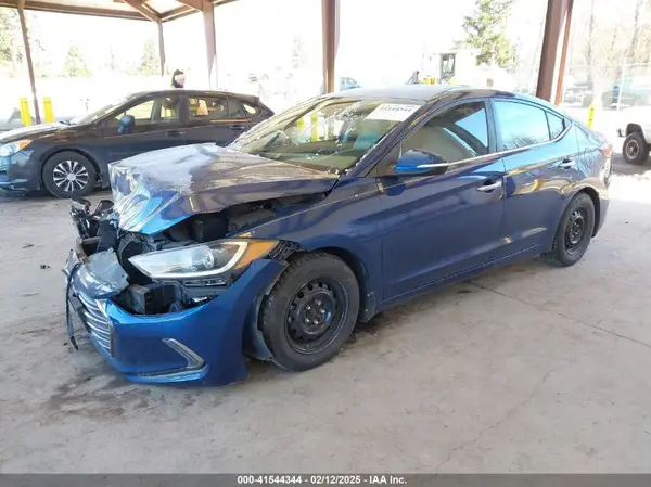 5NPD84LF0HH058819 2017 HYUNDAI ELANTRA - Image 2